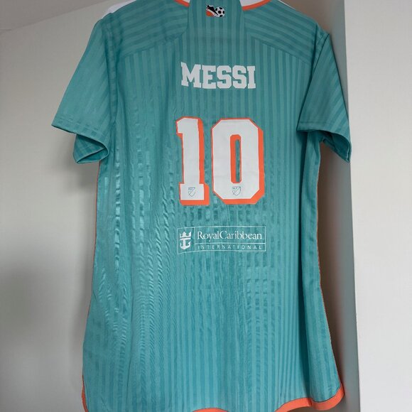 Adidas Inter Miami 2024/2025 home jersey in mint, size L, NWT - Picture 9 of 9